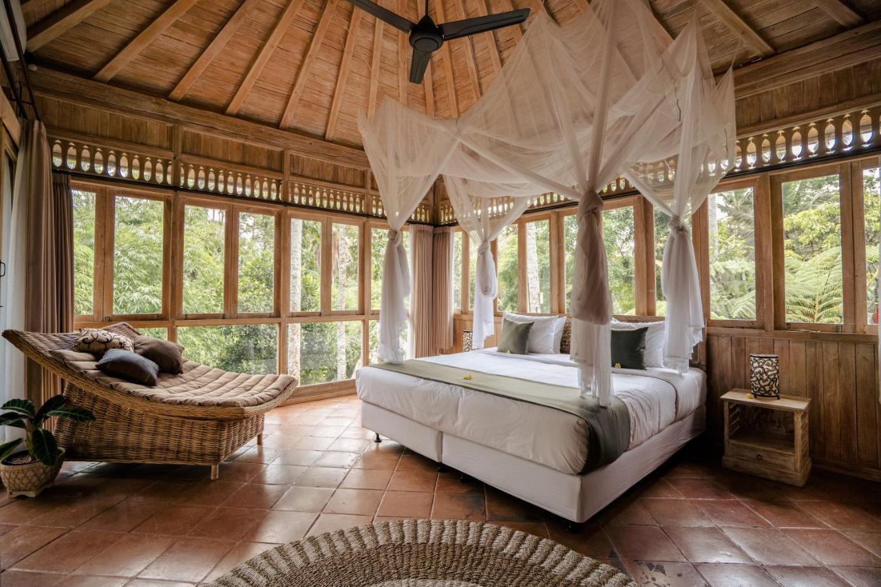Basundari Retreat Ubud Hotel Exterior photo